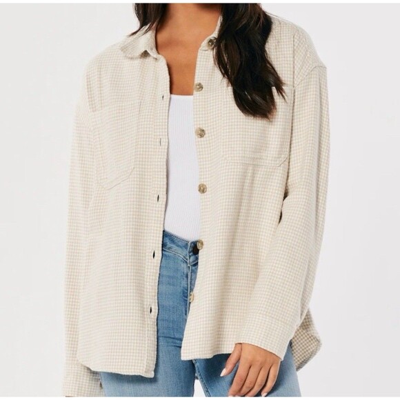 Hollister Tops - Hollister Women’s Oversized‎ Shirt Jacket Brown Cream Check XL Shacket Flannel